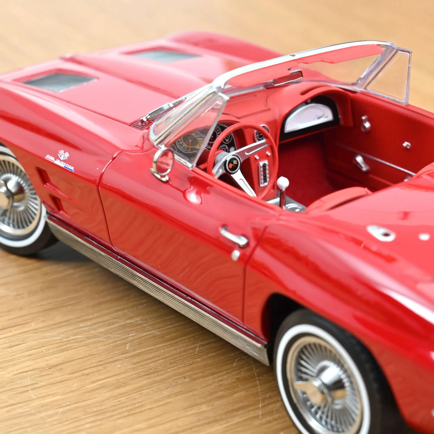 Norev Chevrolet Corvette Sting Ray 1963 miniature 1/18 rouge