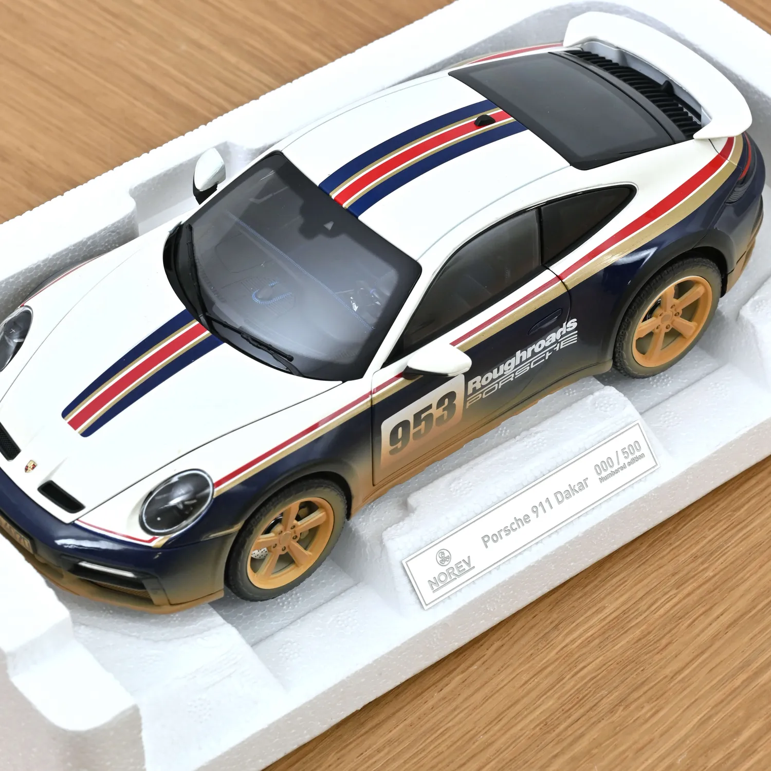 Norev Porsche 911 Dakar Roughroads miniature 1/18 sable