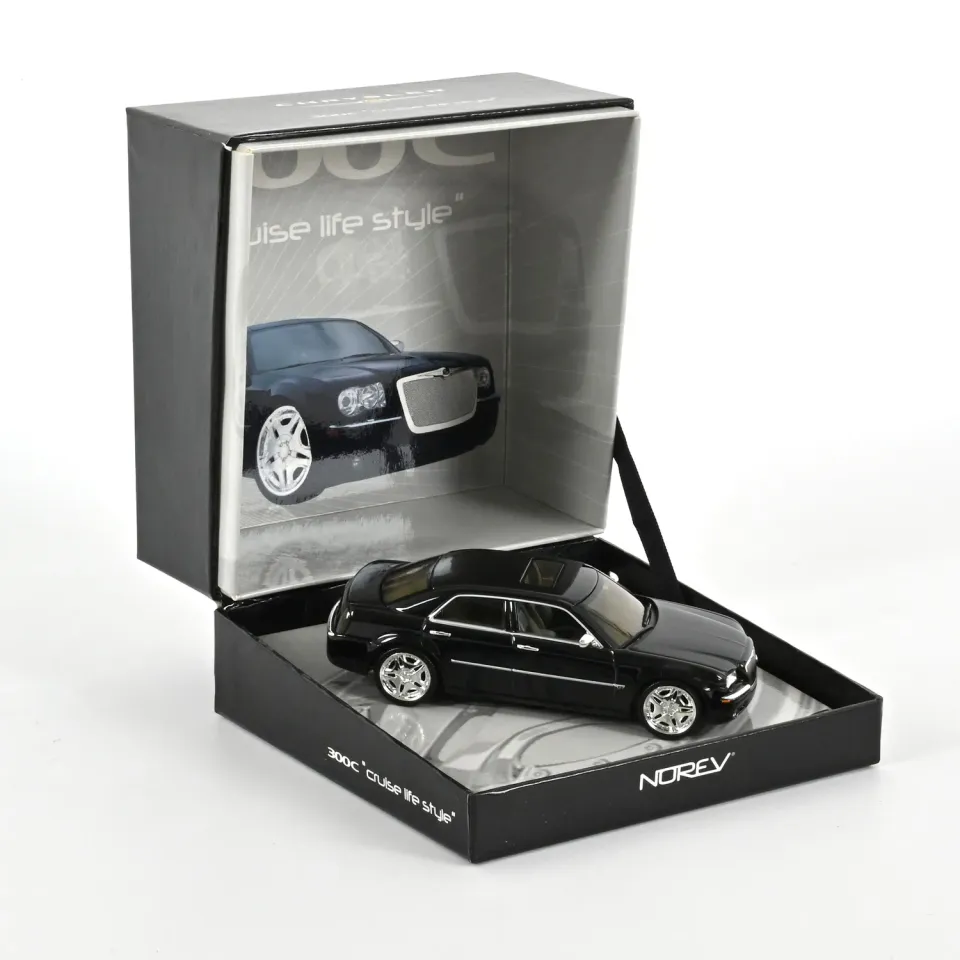 Norev Chrysler 300 C miniature 1/43 Cruise Life Style