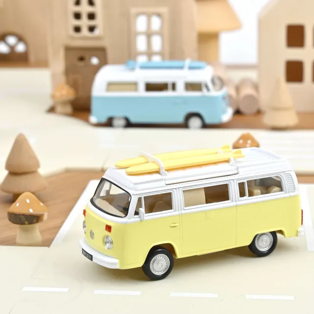 Norev Volkswagen Combi T2b 1973 jet-car 1/43 jaune pastel
