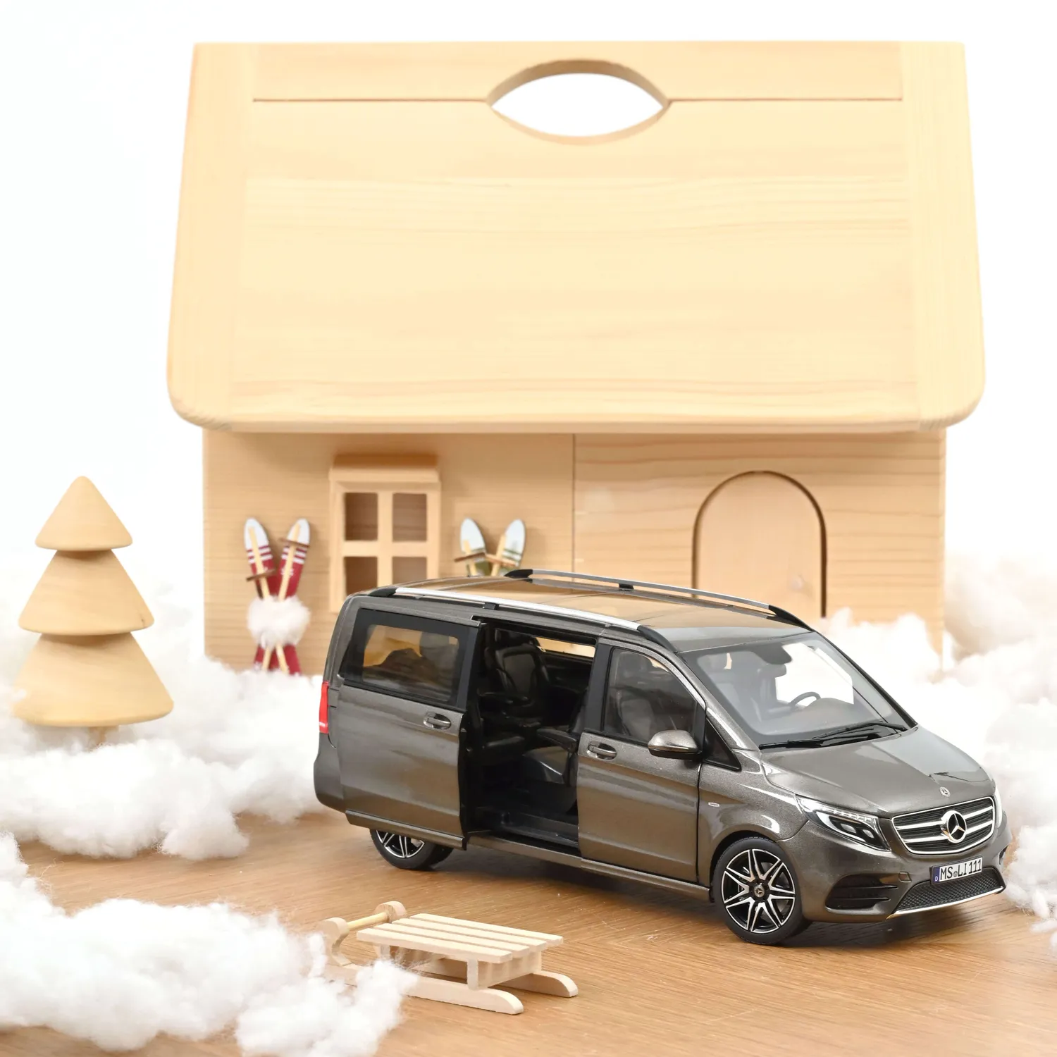 Norev Mercedes Classe V AMG-Line miniature 1/18 gris 2018