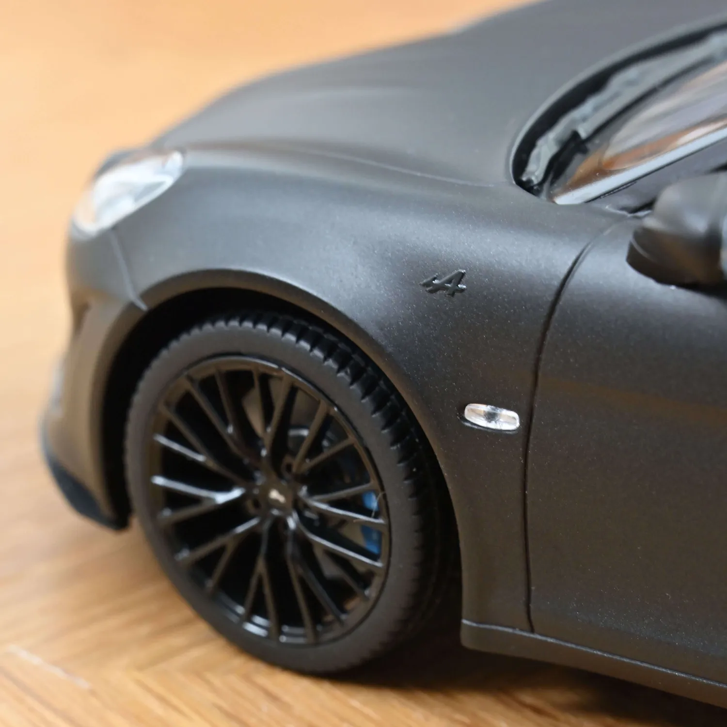 Norev Alpine A110 S Kit Aéro 2025 voiture miniature Noir Mat 1/18