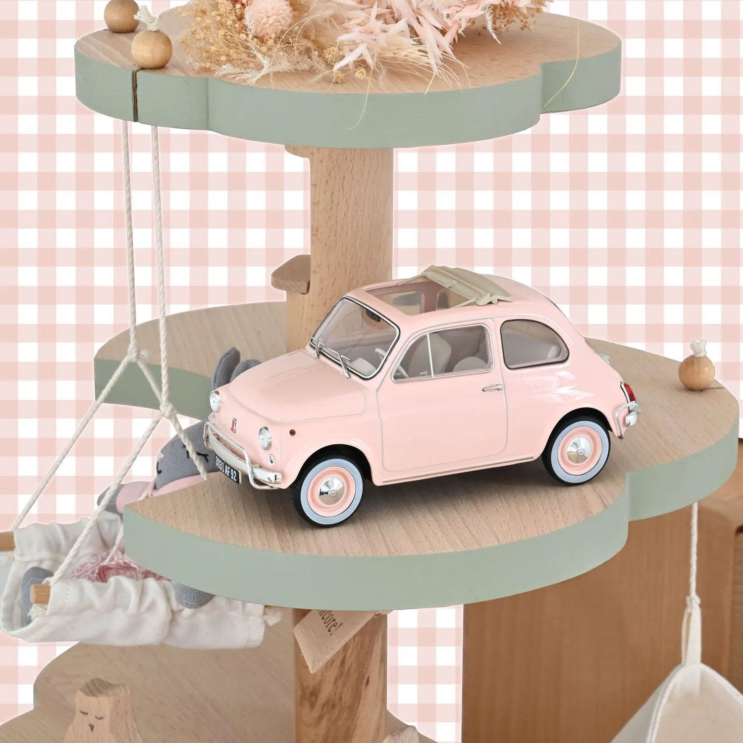 Norev Fiat 500 L 1968 miniature 1/18 Rose naissance